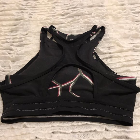 COTTON:ON sports bra tank top, 2layer mesh overlay - Picture 5 of 8